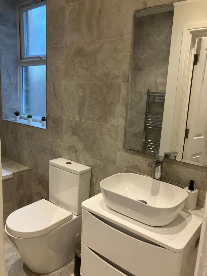 Spectacular 2 Bed Apartment With Lovely Terrace - 1 The Southwell London Luaran gambar